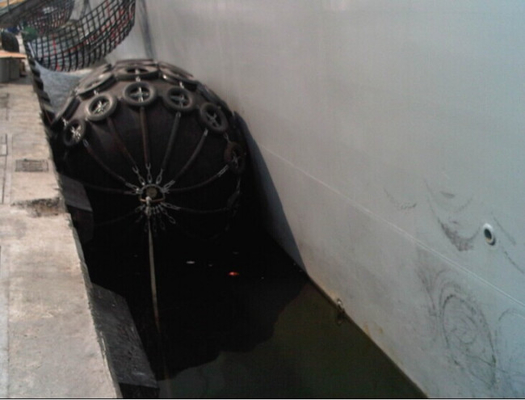 1260D9091 Yokohama Rubber Fender Ship Ke Quay Black Inflatable Dock Fender