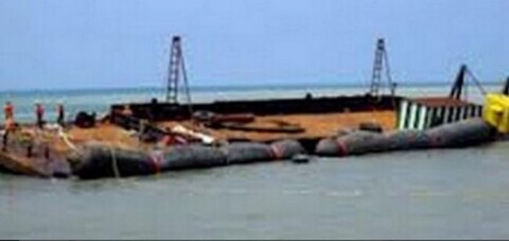 Wrech Refloating Boat Salvage Airbag Airbag Karet Laut Hitam